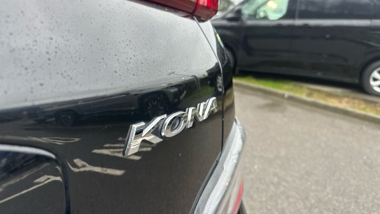 Hyundai KONA 100kW Premium 39kWh 5dr Auto Electric Hatchback